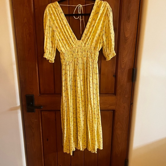 Spell and the Gypsy Ditsy Dress in lemonade - Picture 5 of 9